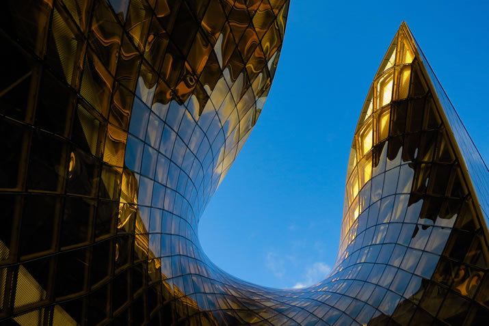 Architectural Glass Takes on a New Shape