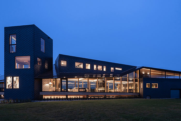 Case Study: Heart Lake Road Residence, Canada