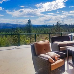 Custom-Colored Aluminum Cable Railing