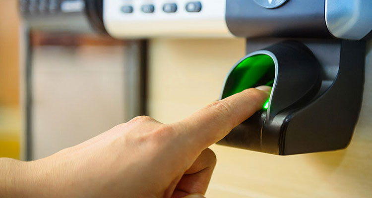 Four Cross-Departmental Benefits of Electronic Access Control