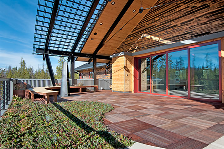 Fraser House, Colorado Zero Net Energy Home, features Loewen windows and doors finished Linetec