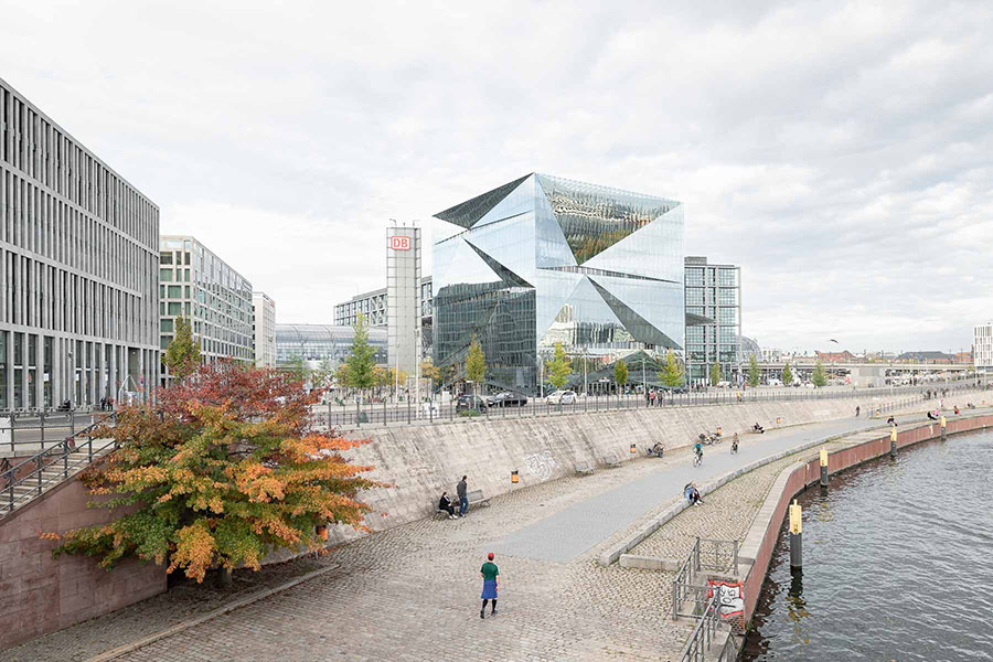 Germany’s ‘The Cube’ Embraces Sustainability with Boon Edam Revolving Doors