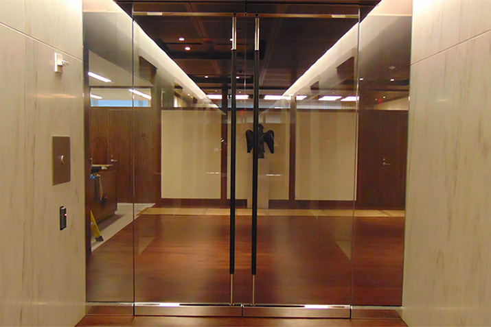Glass door security options: developing an all-glass bulletproof door Glass door security options: developing an all-glass bulletproof door