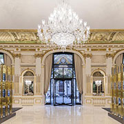 Historic Paris Hotel Revitalizes Entry with Boon Edam Revolving Doors