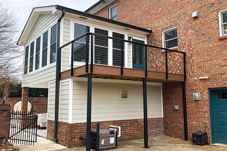 Ipe & Black Aluminum Cable Railing - Clarksville, TN