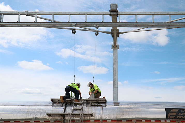 Maximizing Mobility and Safety: Custom Overhead Fall Protection Solutions by Safety Rail Company Maximizing Mobility and Safety: Custom Overhead Fall Protection Solutions by Safety Rail Company