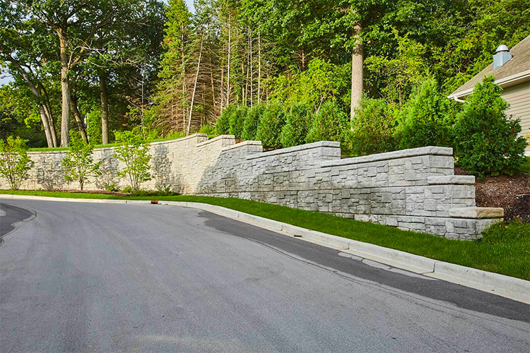 Rib Rock Landscape Block Provides Time and Costs Savings with Tightened Construction Schedule