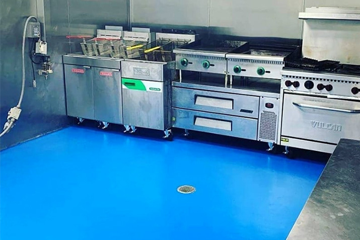 Specialty floors for food & beverage environments withstand high temperatures and forced steam cleaning Specialty floors for food & beverage environments withstand high temperatures and forced steam cleaning