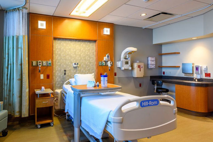 The Importance of Ceilings in Healthcare Facilities